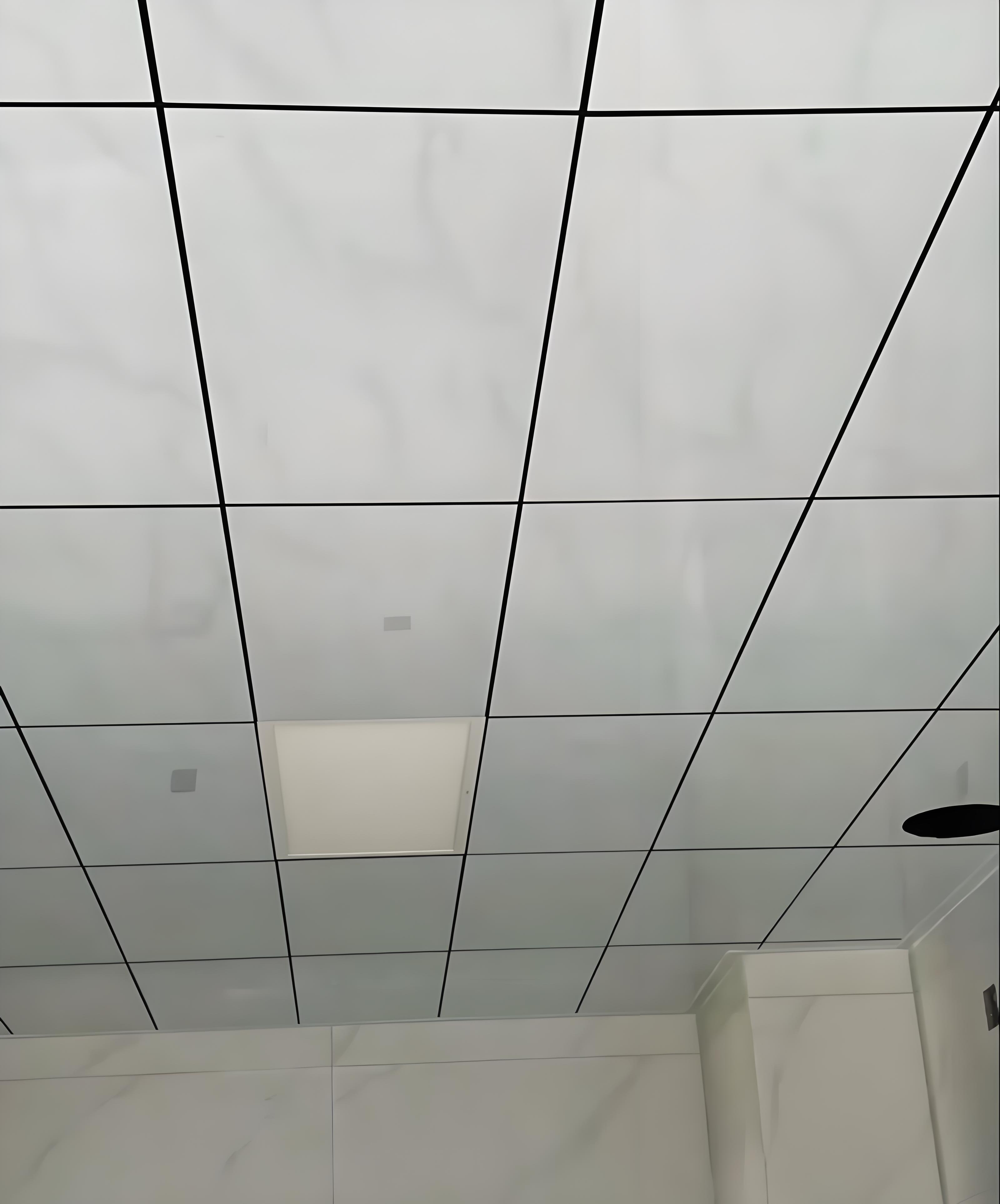 Hliníkové přezky materiálové výhody a nevýhody velké konkurence